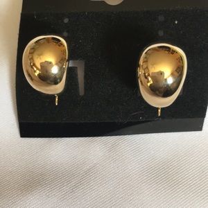 Fine 14K Yellow Gold Stud Earrings